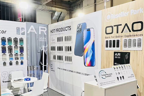 We showcased our full range of new products at major international trade fairs1